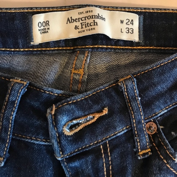 Abercrombie & Fitch Distressed Skinny Jeans - Picture 3 of 3